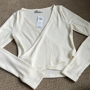 Abercrombie ribbed wrap top
